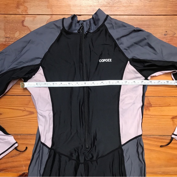 Copozz Skin Diving Thin Wetsuit Rash Guard UV Protection Women’s, EUC, S/M - Picture 3 of 12